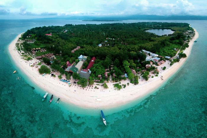 LOMBOK 2D1N